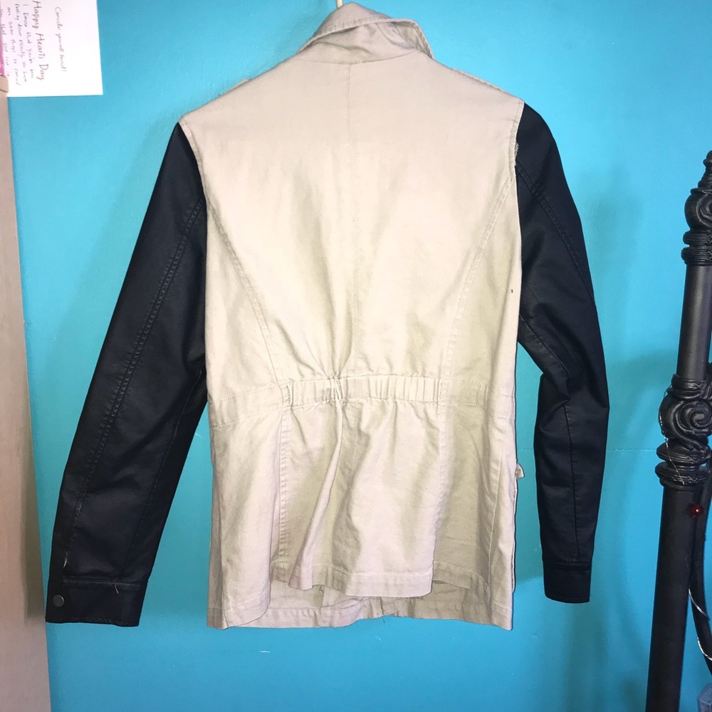 Utility Jacket - Picture 4 of 4